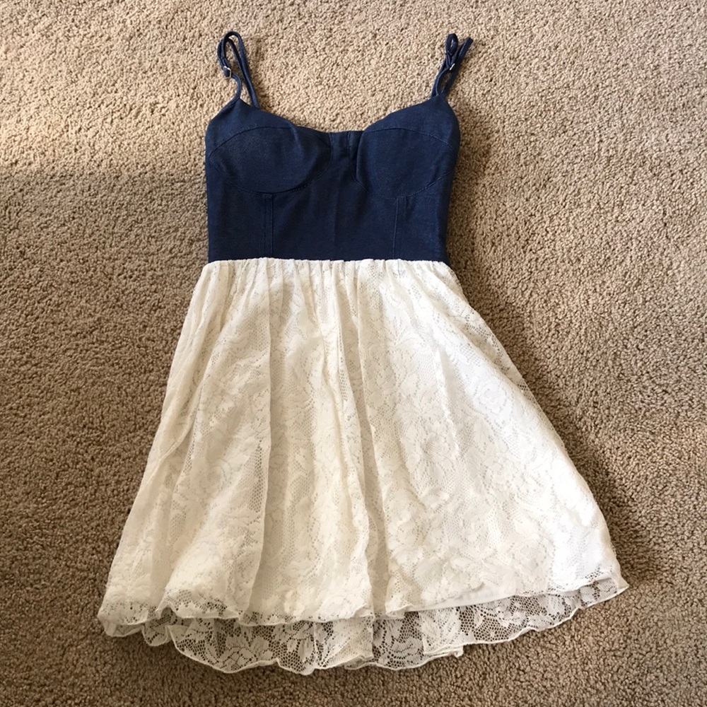 Cute denim and white lace dress!